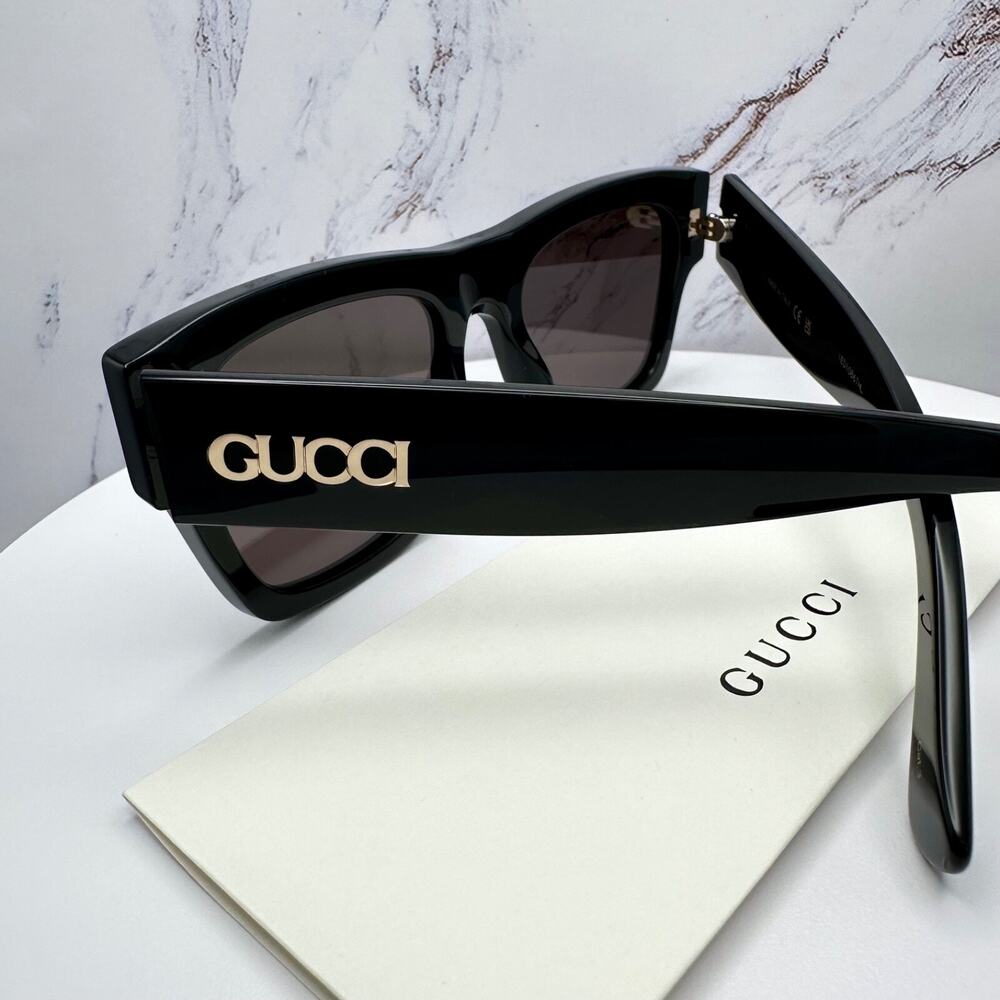 CLASSY New GUCCI Sunglasses Black 54mm Square Gold Letter Logo Italy - Picture 5 of 16